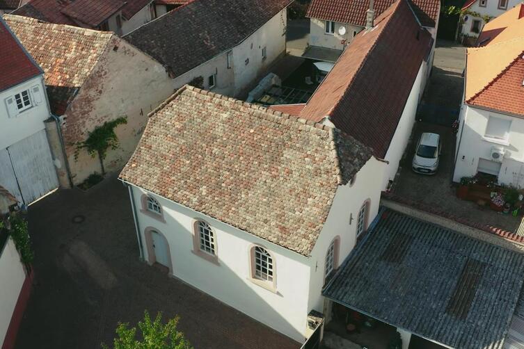 Die Synagoge in der heutigen Hauptstraße 28a war von 1832 an der zentrale Treffpunkt der jüdischen Bewohner Weisenheim am Bergs.