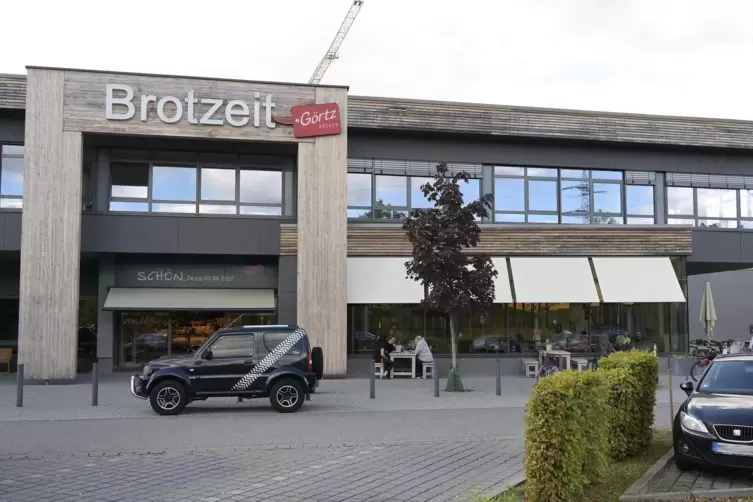 Eingang zur G&ouml;rtz-Zentrale in Rheing&ouml;nheim.