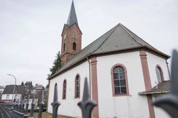 Bildete die Kulisse für das Kirchenkonzert: die protestantische Paul-Gerhardt-Kirche in Hochspeyer.
