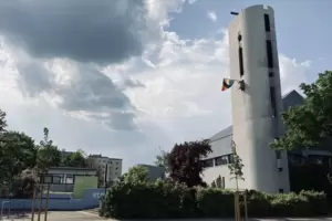 St. Otto: Kirche bekommt neue Nachbarschaft. St. Otto: Kirche bekommt neue Nachbarschaft.