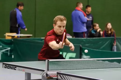Konzentriert beim Spiel: Ilja Kratschmer vom TTC Winnweiler