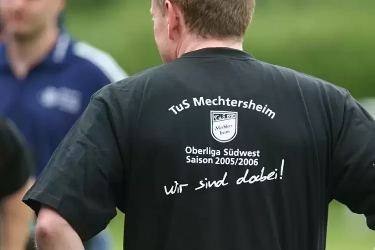 Nach dem Sieg 2005 in Idar-Oberstein war Ralf Gimmy mit einem besonderen T-Shirt unterwegs. 