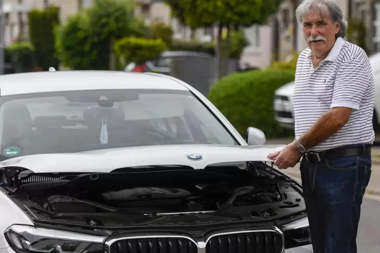 Fast das ganze Leben in der BMW-Familie: Kfz-Mechanikermeister Ralf Kempf. 