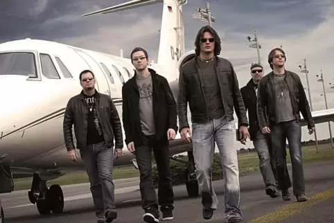 Haben Bon Jovi-Titel im Gepäck: Die Band Bounce tritt im Ramsteiner Congress Center auf. 