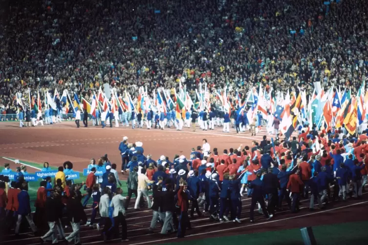 Ausmarsch der Athleten bei der Abschlussfeier der Spiele 1972 in München: Der Haßlocher Arno Scheurer hat auch diese mitorganisi