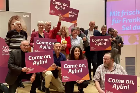 „Come on, Aylin“: Der Hit von Dexys Midnight Runners steht Pate für den Wahlkampf-Slogan von SPD-OB-Kandidatin Aylin Höppner. 