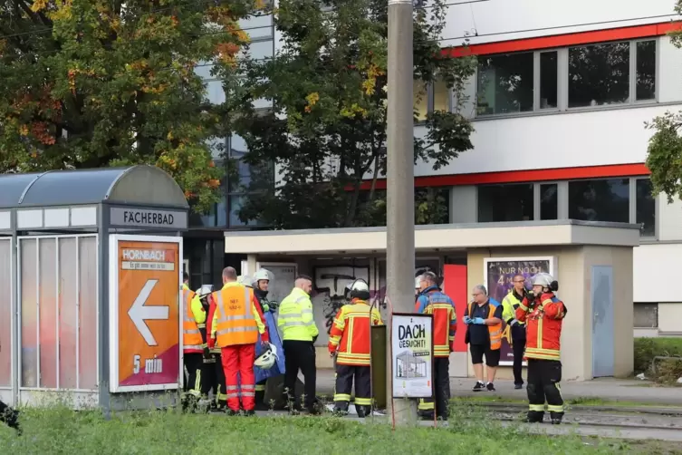 Viele Einsatzkräfte waren vorOrt. 