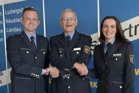 Amtswechsel bei der Inspektion II (von links): Johannes Freundorfer, Polizeipräsident Georg Litz und Katja Brill.