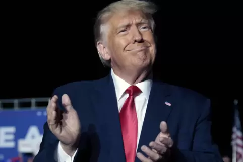 Die Biografie beschreibt auch Donald Trumps obsessive Gier nach Geld, Macht und Dominanz.
