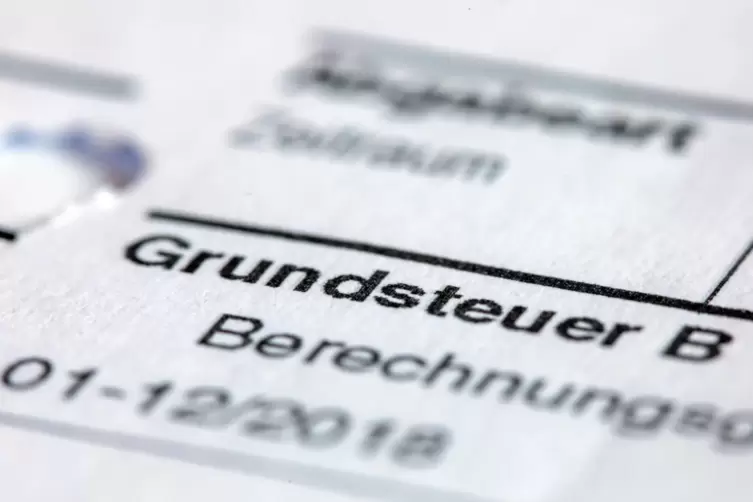 Auch in Wiesbach und Bechhofen sind die Ratsmitglieder wütend über die geplante Steuererhöhung des Landes. 