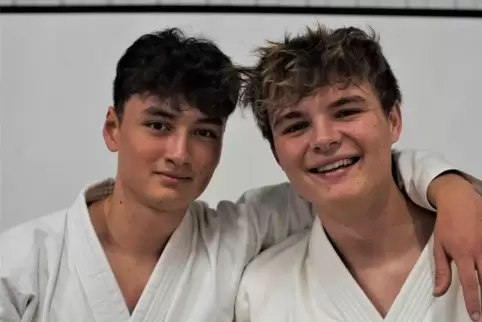 Leon Weilemann (rechts) und Daniel Breunig starten am Wochenende bei den Weltmeisterschaften im Jiu Jitsu. 