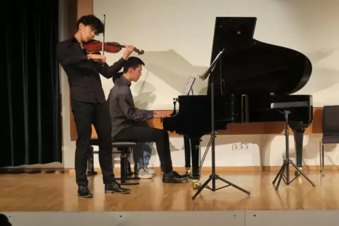 Ausgezeichnet: Tianjian Yi (Klavier) und Martin Ettrich (Violine). 