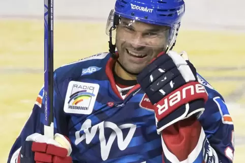 Fast diebische Freude: So bejubelte Nigel Dawes seinen wichtigen Treffer am vergangenen Sonntag.