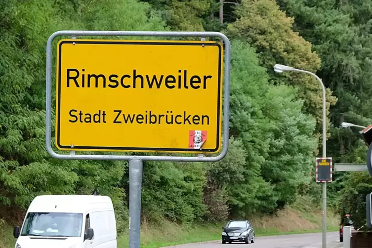 Laut Oberbürgermeister hat der LBM seine Planung für den Bau des Fahrbahnteilers am Ortseingang von Rimschweiler noch mal angepa