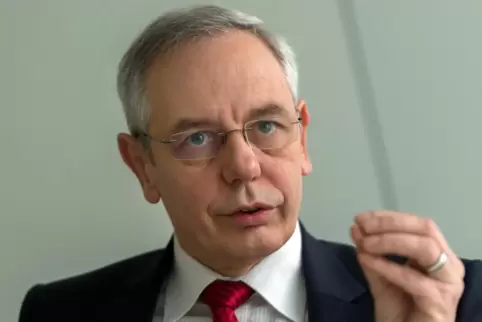  Der IG-BCE-Vorsitzende Michael Vassiliadis sitzt auch im Aufsichtsrat der BASF.