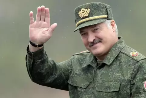 Alexander Lukaschenko bei einer gemeinsamen russisch-belarussischen Militärübung.