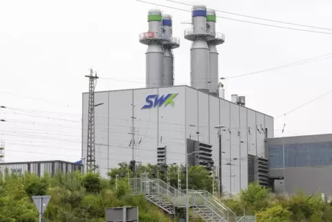 Das SWK-Kraftwerk in der Karcherstraße in Kaiserslautern wird nun mit Gas befeuert. 