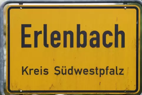 Auch in Erlenbach wird es nachts künftig dunkler, von Mitternacht bis 4 Uhr werden die Straßenlampen ausgeschaltet. 