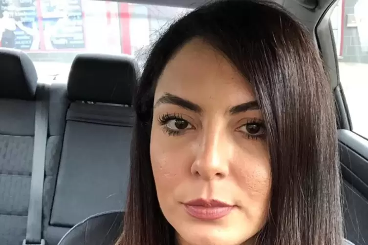 Die Iranerin Neda lebt seit einigen Jahren in Deutschland. 