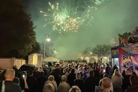 Das Fest endete am Montag mit einem Feuerwerk. 