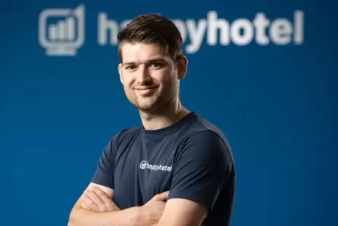 Heute: Sebastian Kuhnhardt als Mitbegründer des Offenburger Software-Unternehmens „Happyhotel“.