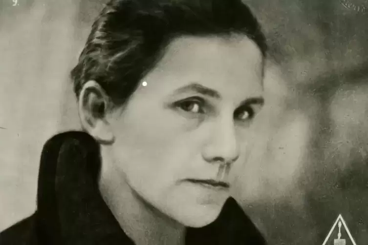 Schauspielerin Sybille Schlo&szlig; in ihrem einzigen Film: &bdquo;Ums t&auml;gliche Brot&ldquo; (1929&bdquo; , der sp&auml;ter &bdquo;Hunger in Waldenburg&ldquo; hei&szlig;t. 