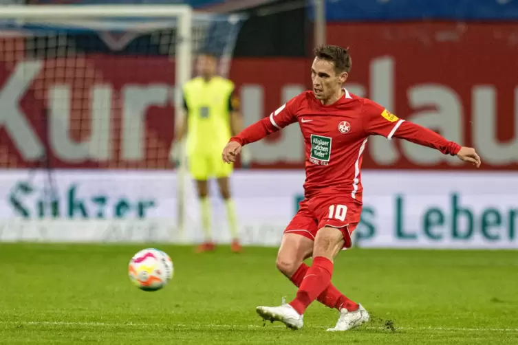 Filigran: Philipp Klement ist ein Spieler der eleganteren Bewegungsart beim FCK.