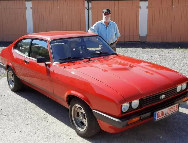 27. Hans Carl aus Haßloch und sein Capri von 1979.