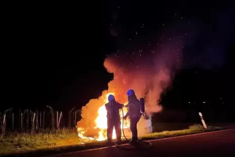 Der Wagen stand an einem Feldweg bei Venningen.