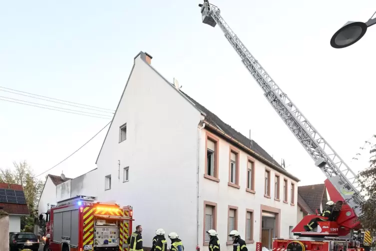 Nicht mehr bewohnbar: Das Anwesen in der Lilienthalstraße. 