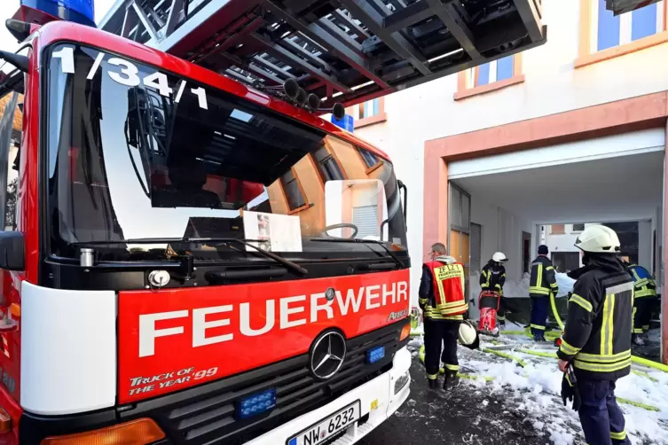 Blick Richtung Innenhof, noch sind die Schaumreste zu sehen. 
