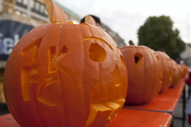 Bei Kürbissen denken viele heute sofort an Halloween. 