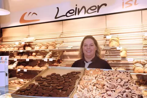 Bei Katja Leiner in der Bäckerei sind bereits feine Plätzchen zu haben.