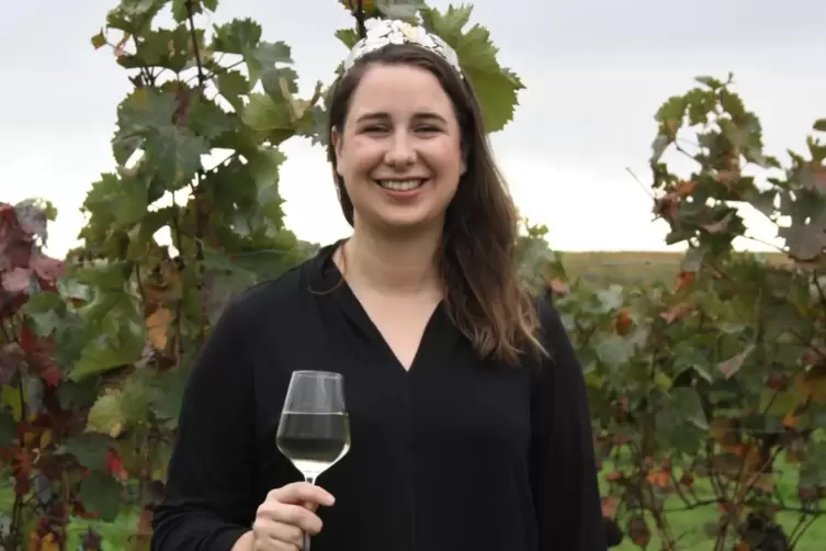 Karolin Ott (25) trinkt am liebsten Weißwein, insbesondere Riesling.