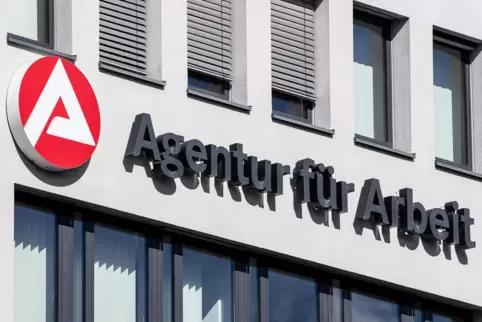  Die Arbeitslosenquote ist trotz der Krise gesunken.