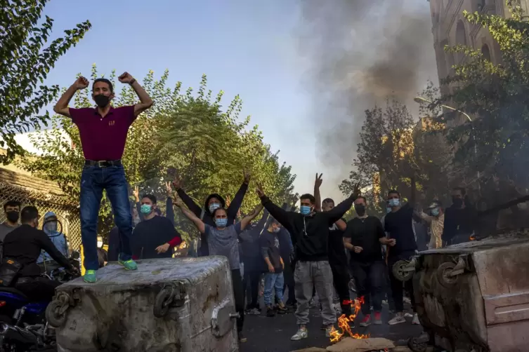 Die Proteste im Iran, hier in Teheran, halten an.