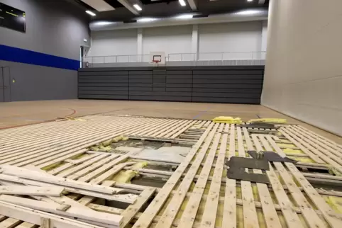 Der Hallenboden hätte eigentlich erhalten bleiben sollen.