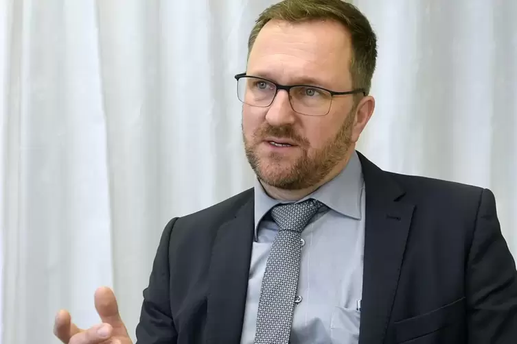 Steffen Antweiler möchte Bürgermeister der VG Göllheim bleiben. 
