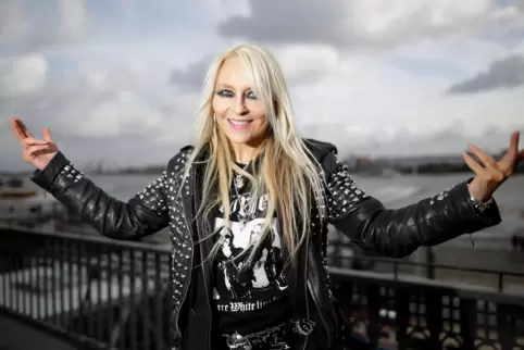 Am 12. November ist Doro Pesch in Kaiserslautern. 