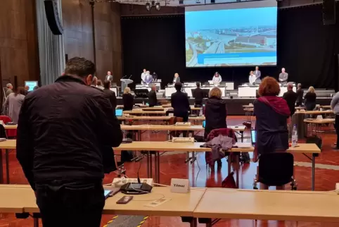 Vor der Schweigeminute hatte es Streit gegeben.