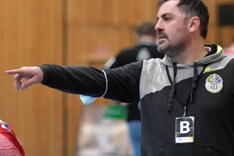 Tobias Job übernimmt. 