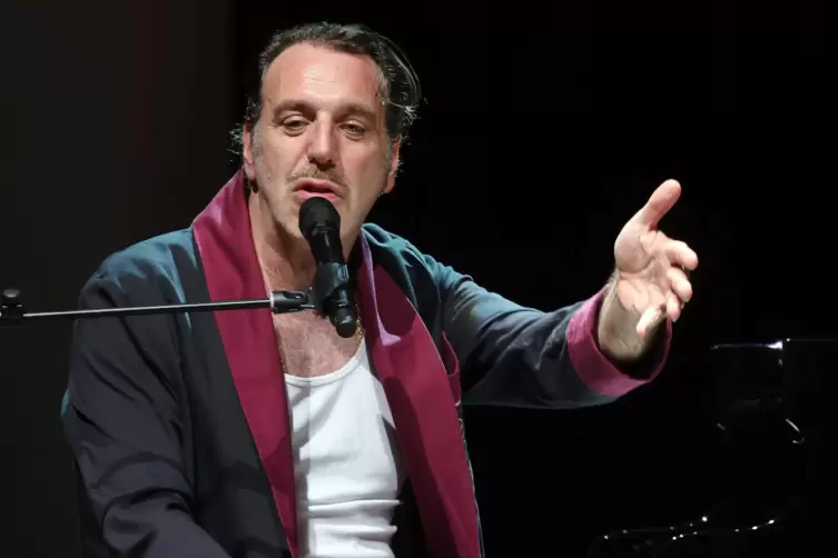 Äußerlich wirkt Chilly wie ein italienischer Mafiosi.