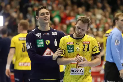 Enttäuscht: Albin Lagergren. Links Niclas Kirkelökke. 