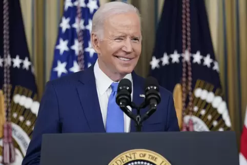 Er habe grundsätzlich die Absicht, 2024 bei den Präsidentschaftswahlen noch einmal anzutreten. Das sagte Joe Biden bei einer Pre