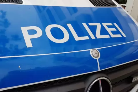 Die Polizei bittet um Hinweise zu der Unfallflucht in der Albisheimer Gartenstraße. 