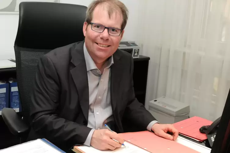 Jürgen Oberholz nach seiner gewonnenen Wahl am 1. Februar 2016. Einen Monat später nahm er offiziell die Amtsgeschäfte auf. 