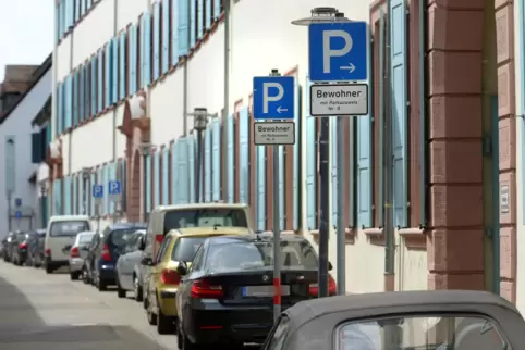 Werden sehr wahrscheinlich teurer: Anwohnerparkplätze in der Innenstadt.