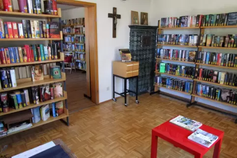 Seit 100 Jahren gibt es die katholische öffentliche Bücherei in Clausen. Das Jubiläum wird am Sonntag gefeiert.