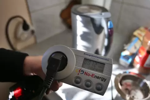 Weil das Thema Energiesparen wieder in den Mittelpunkt gerückt ist, sind die Berater der Stadtwerke derzeit besonders gefragt. H