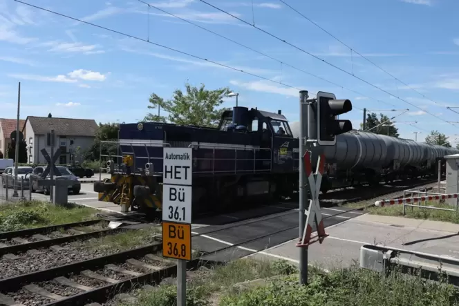Bereits jetzt rollen schon Güterzüge von Karlsruhe über Wörth, Rülzheim und Germersheim in den Norden.